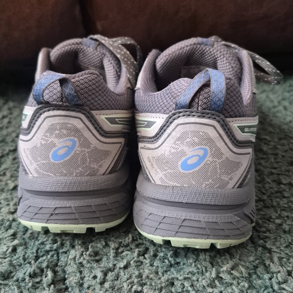 Asics Women's Gel Adventure 7 Gray and Blue Athletic Shoes Trail Running 8.5 - Picture 3 of 14